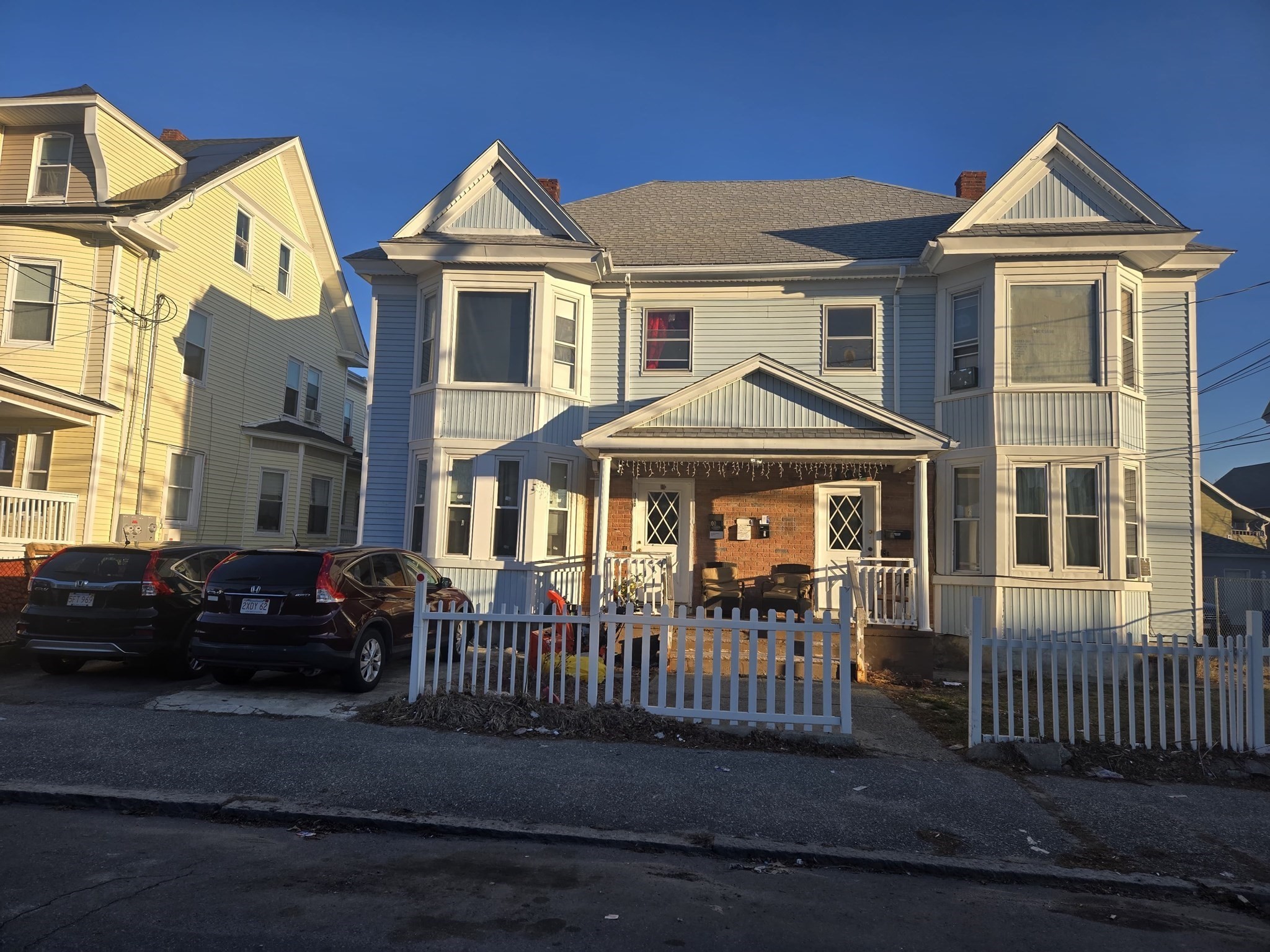 100 Bailey St Unit 1, Lawrence, MA 01843
