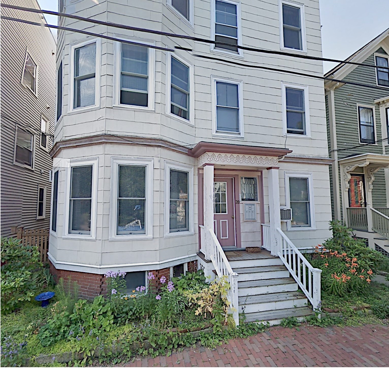 20 Crescent St Unit 2, Cambridge, MA 02138