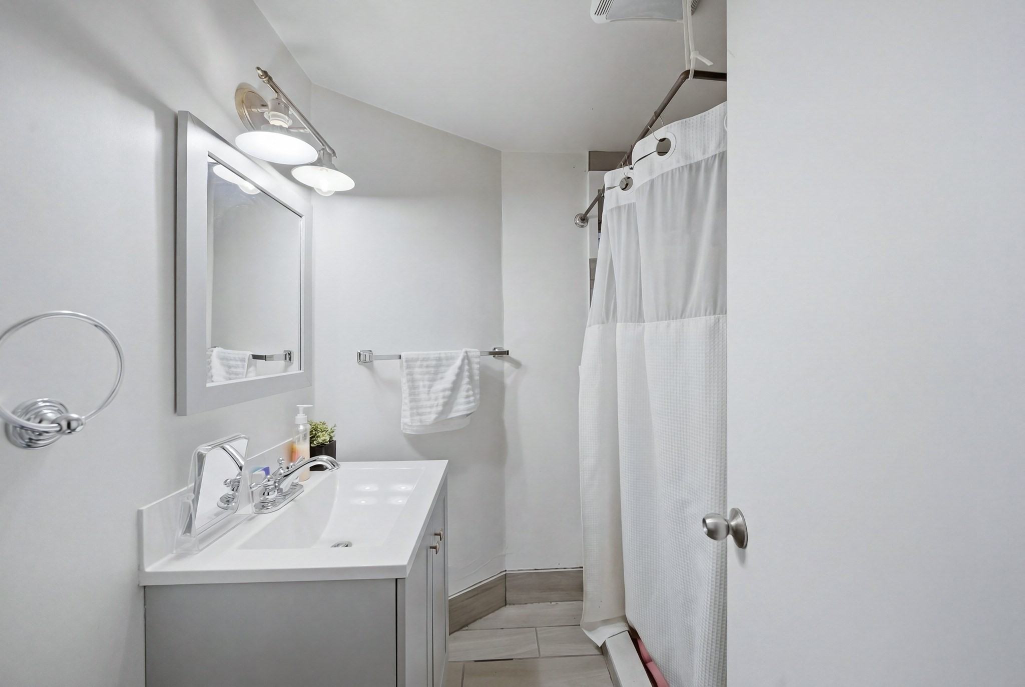 16 Thorndike St, Revere, MA 02151 - Image 25