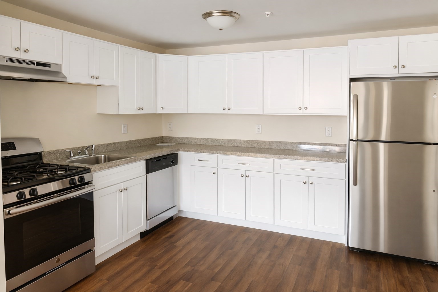 361 Hildreth St Unit 24, Lowell, MA 01850