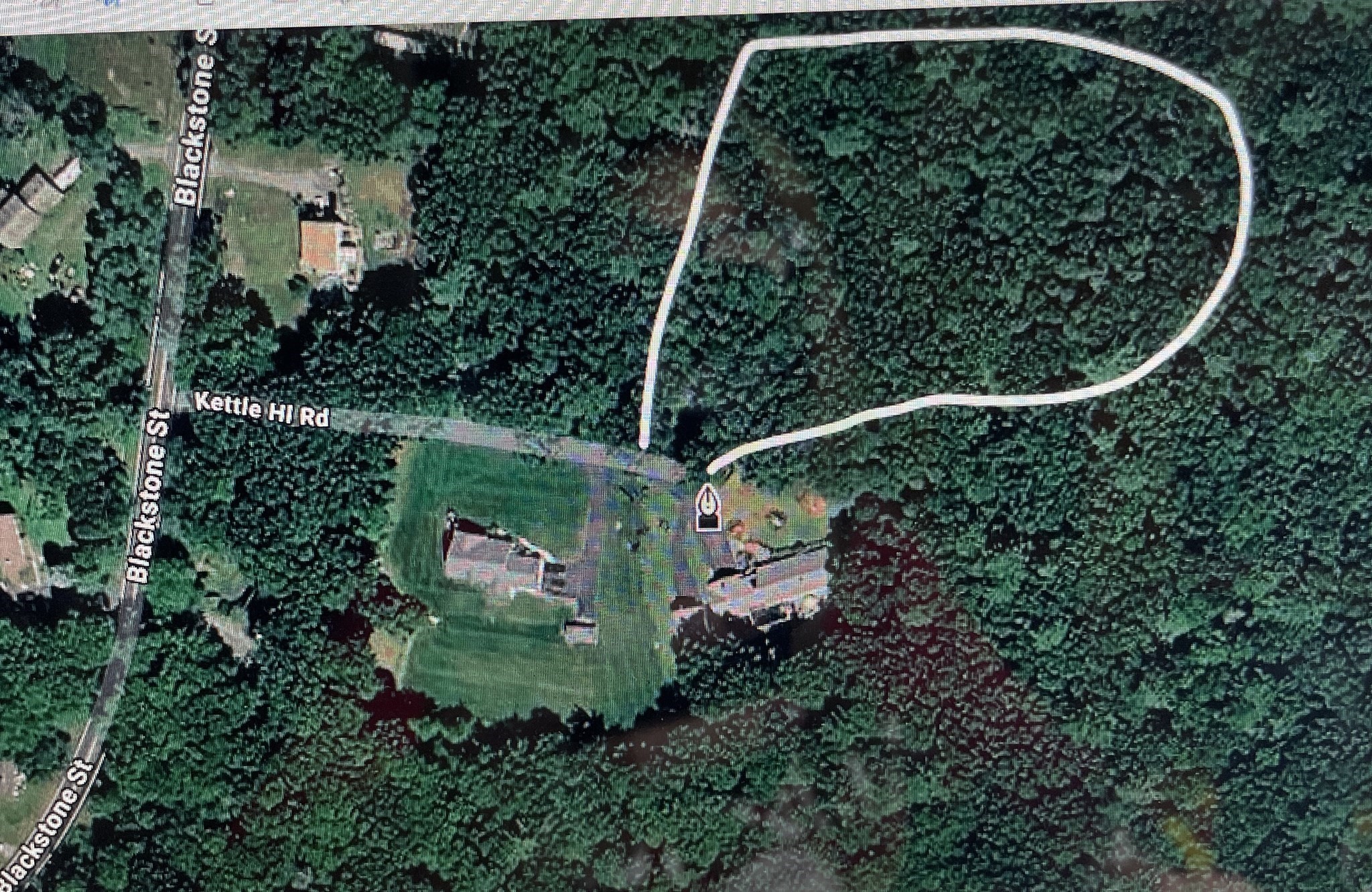 24 Kettle Hill Rd, Uxbridge, MA 01569