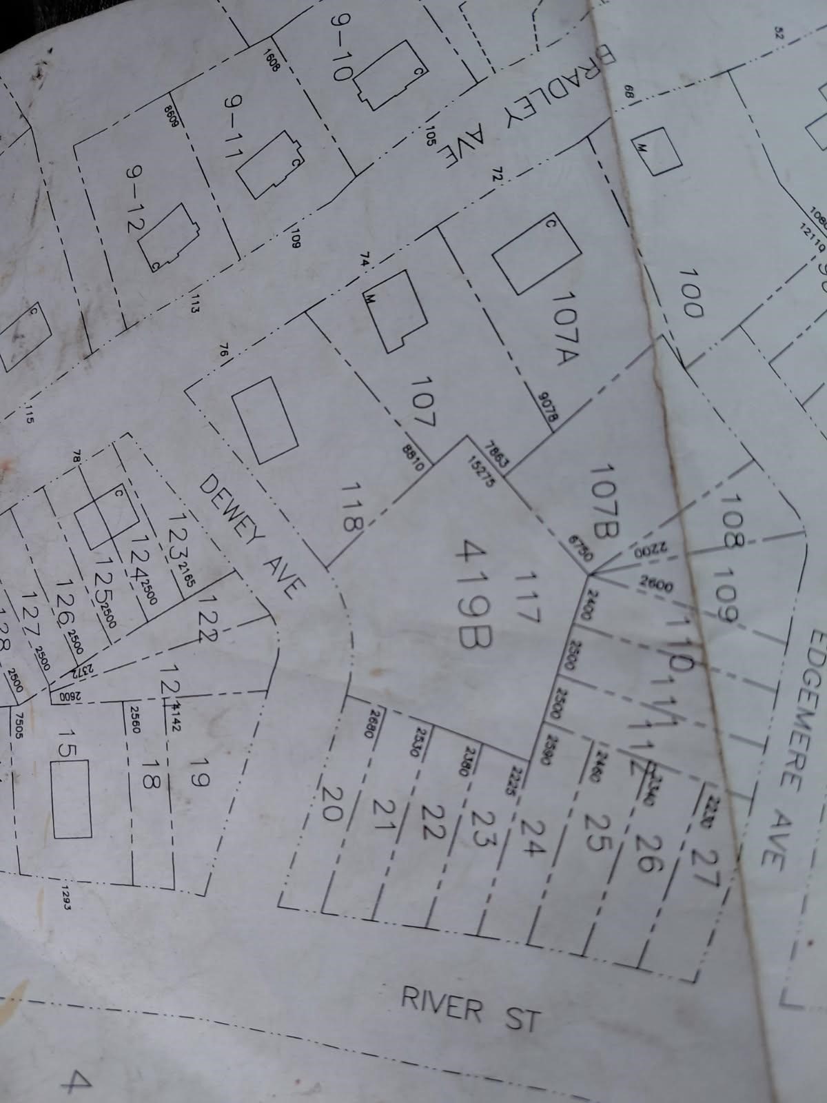 121 Dewey Ave, Haverhill, MA 01832