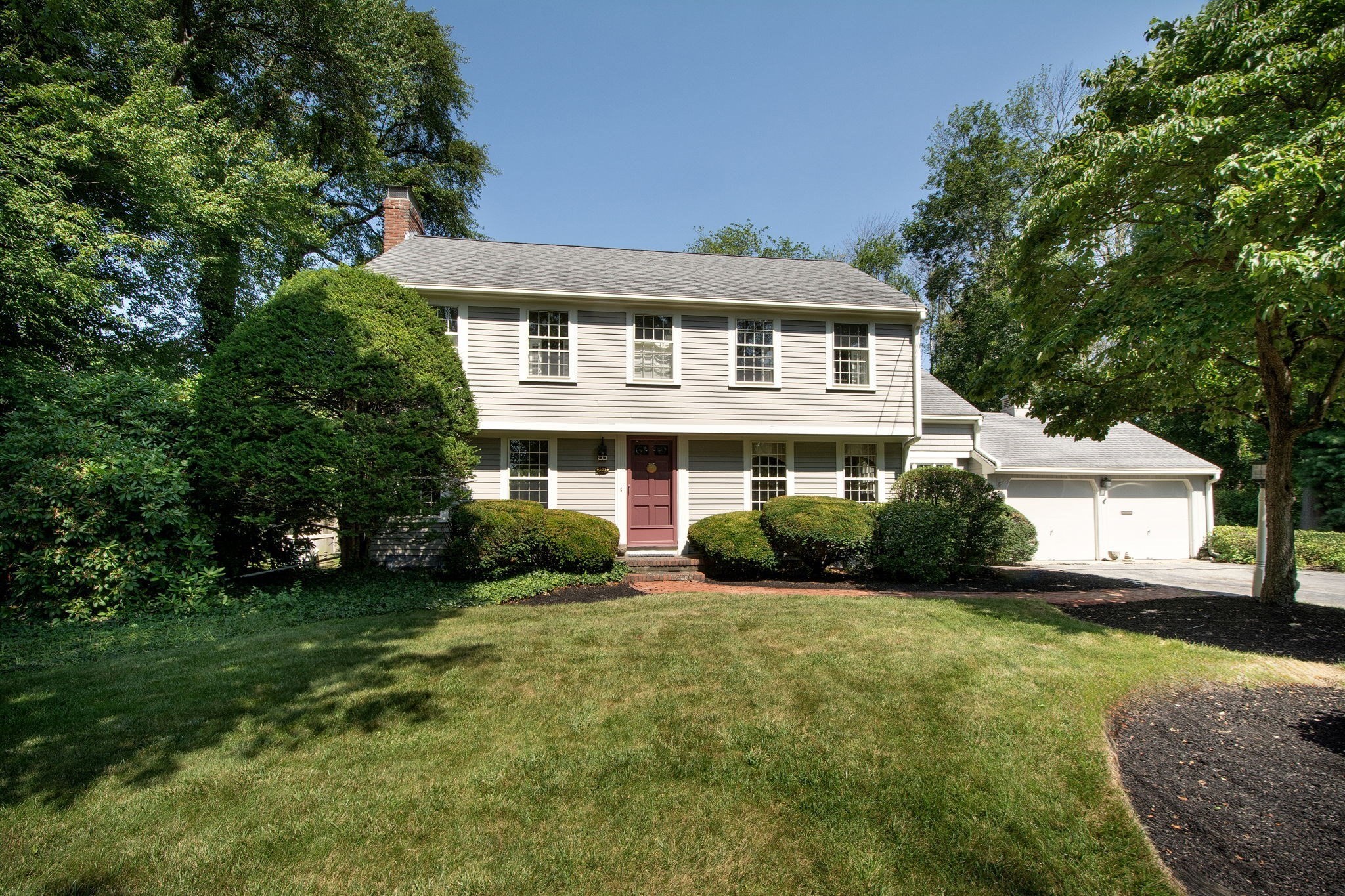 101 Pond St, Cohasset, MA 02025