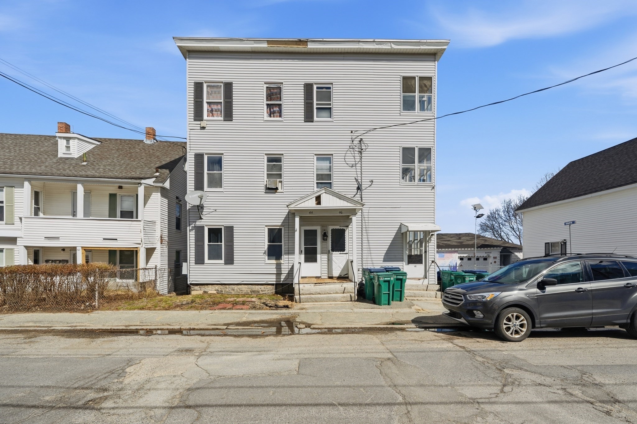 44 Salem St, Fitchburg, MA 01420