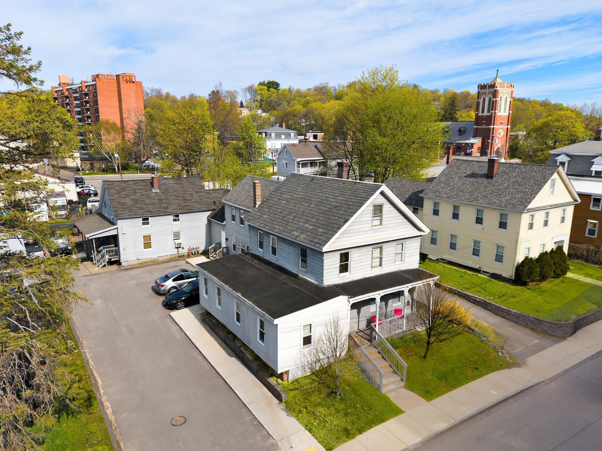 42 Summer Street, Leominster, MA 01453