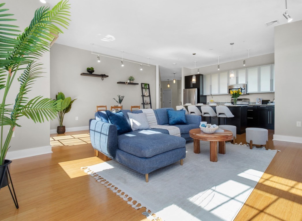 1188 Broadway Unit 403, Somerville, MA 02144