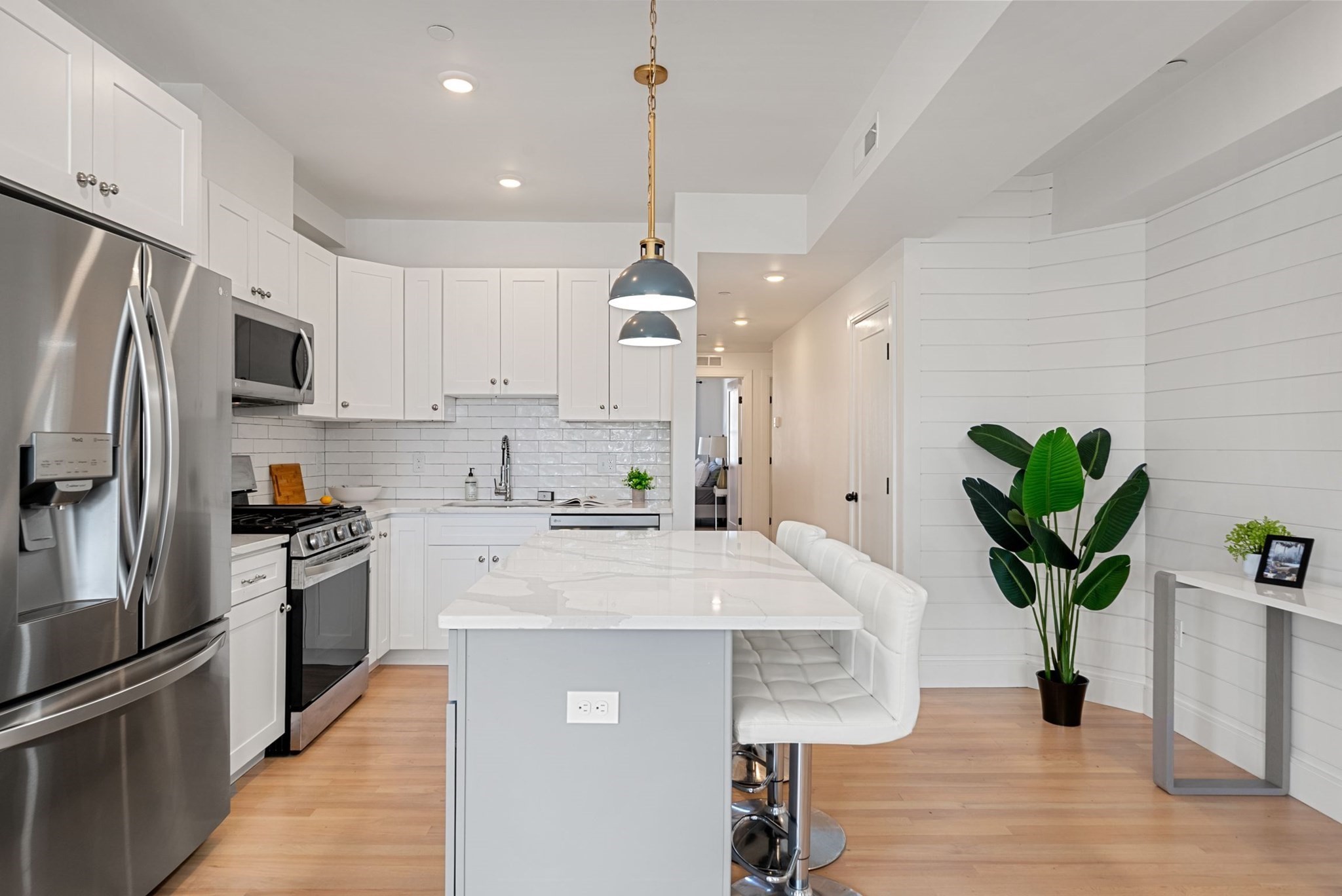 138 Centre St Unit 3, Dorchester, Boston, MA 02124