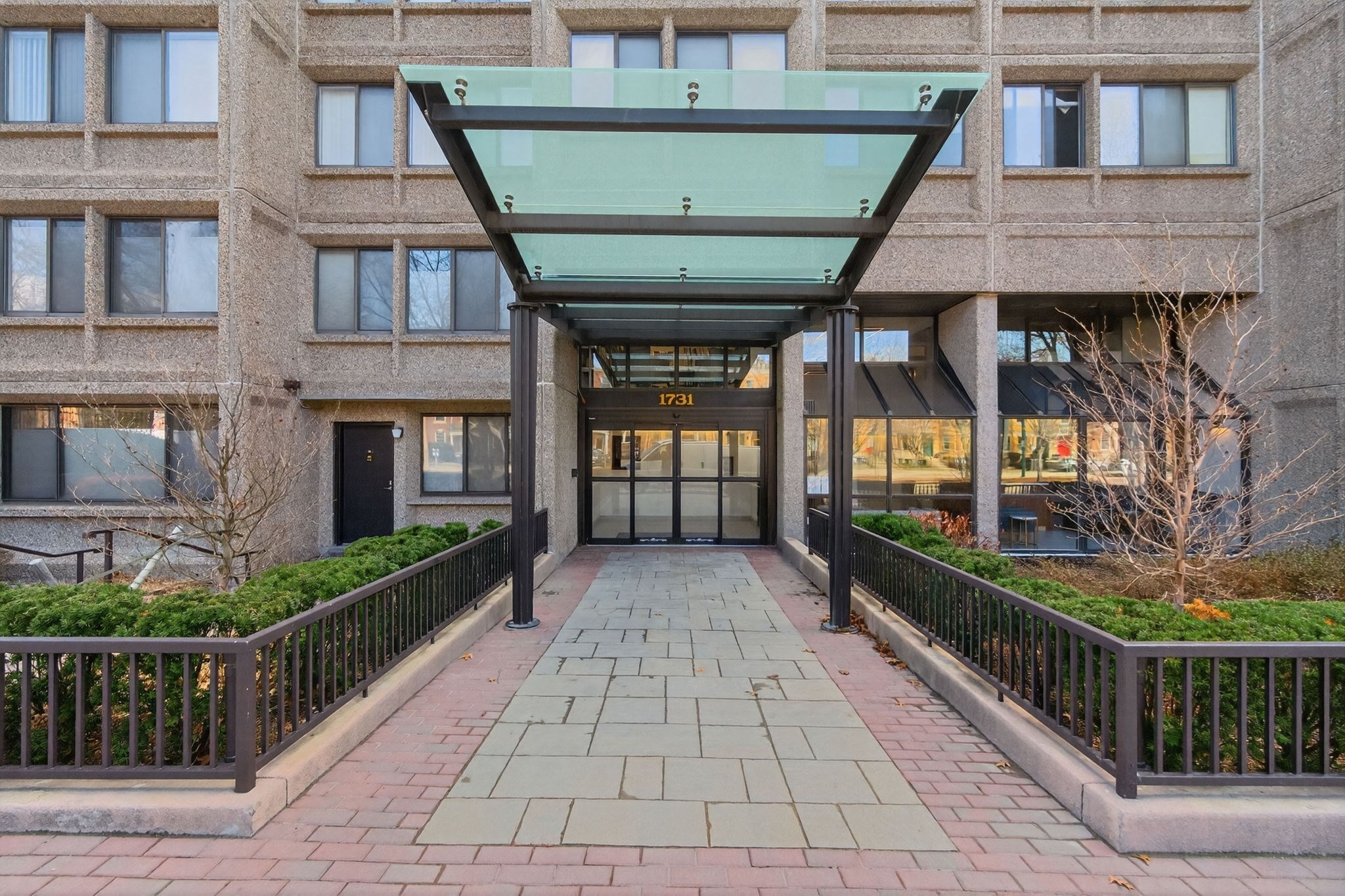 1731 Beacon St Unit 1210, Brookline, MA 02445