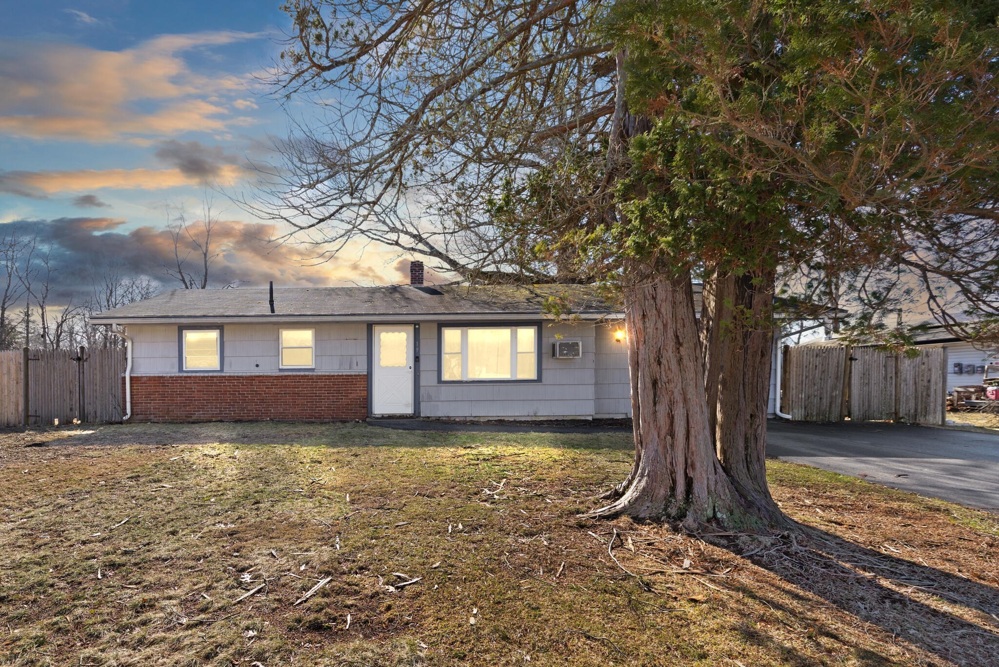 19 Rodwell St, Brockton, MA 02302