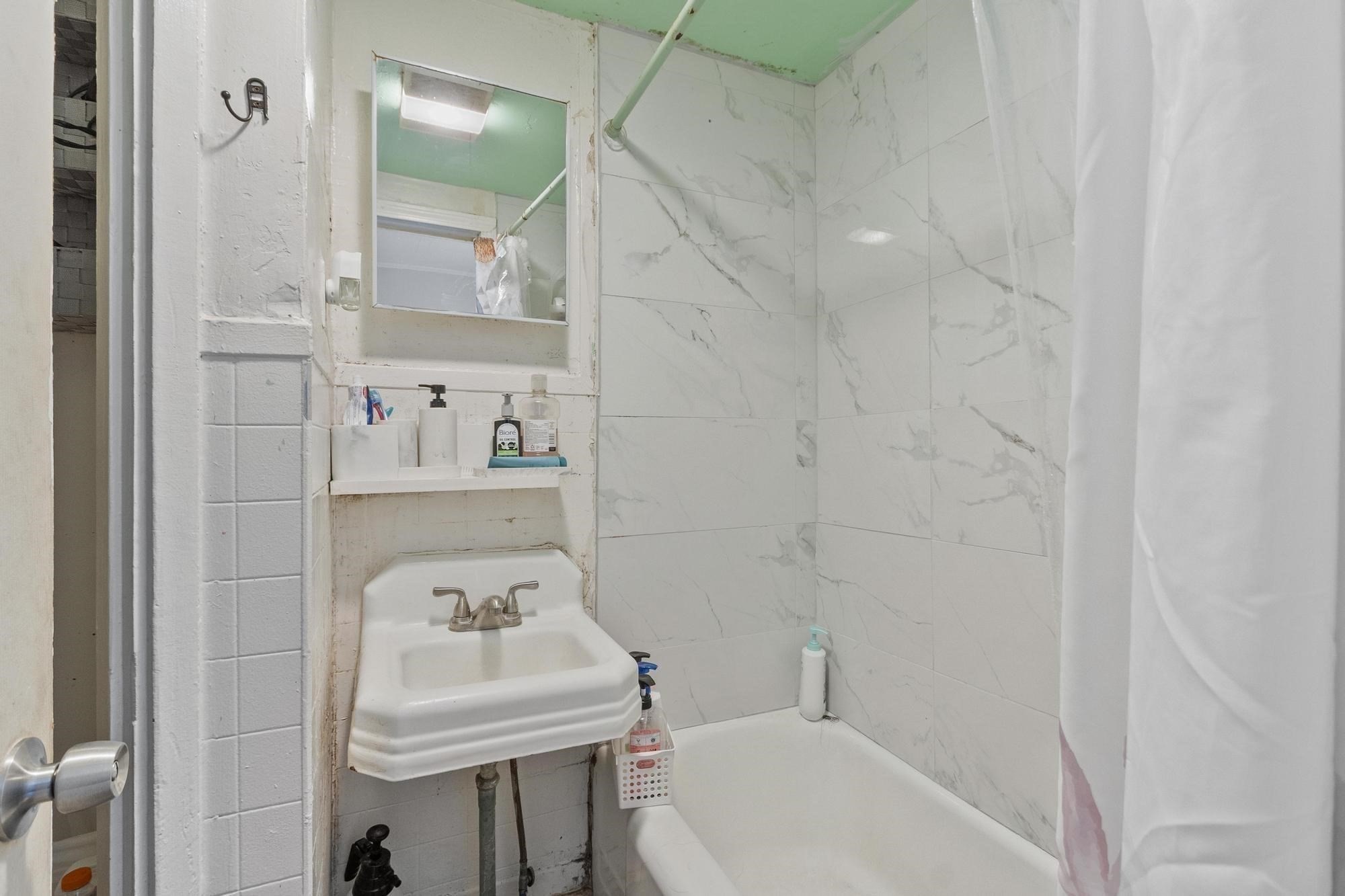 7 Gibbs Ct, Waltham, MA 02452 - Image 12