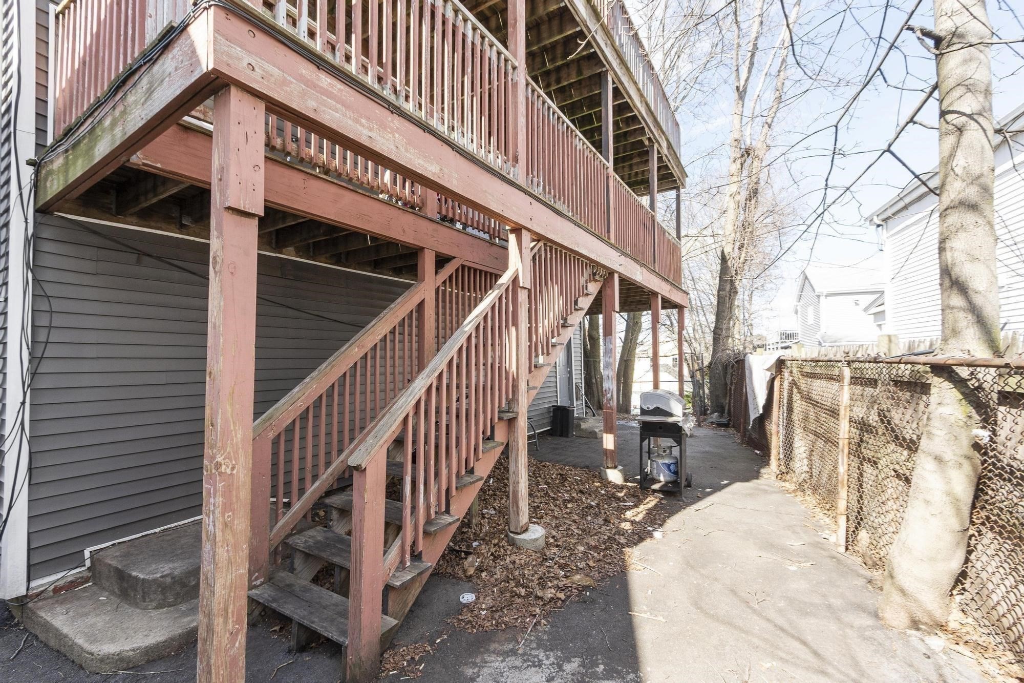 7 Gibbs Ct, Waltham, MA 02452 - Image 29