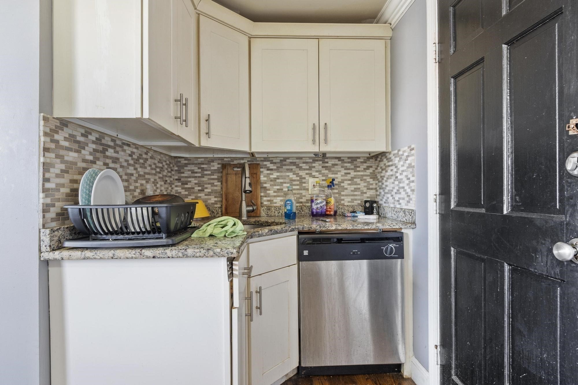 7 Gibbs Ct, Waltham, MA 02452 - Image 8