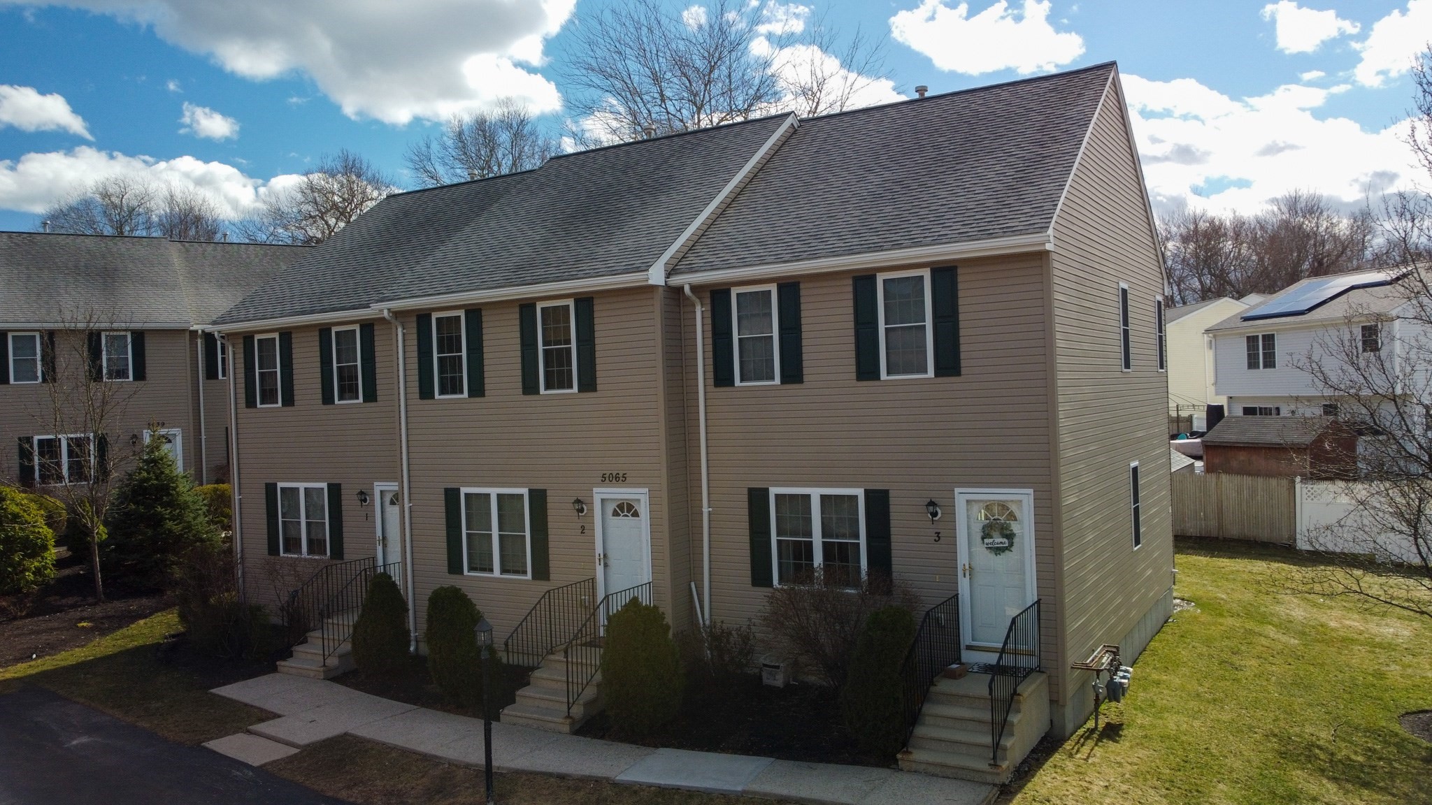 5065 N Main St Unit 2, Fall River, MA 02720