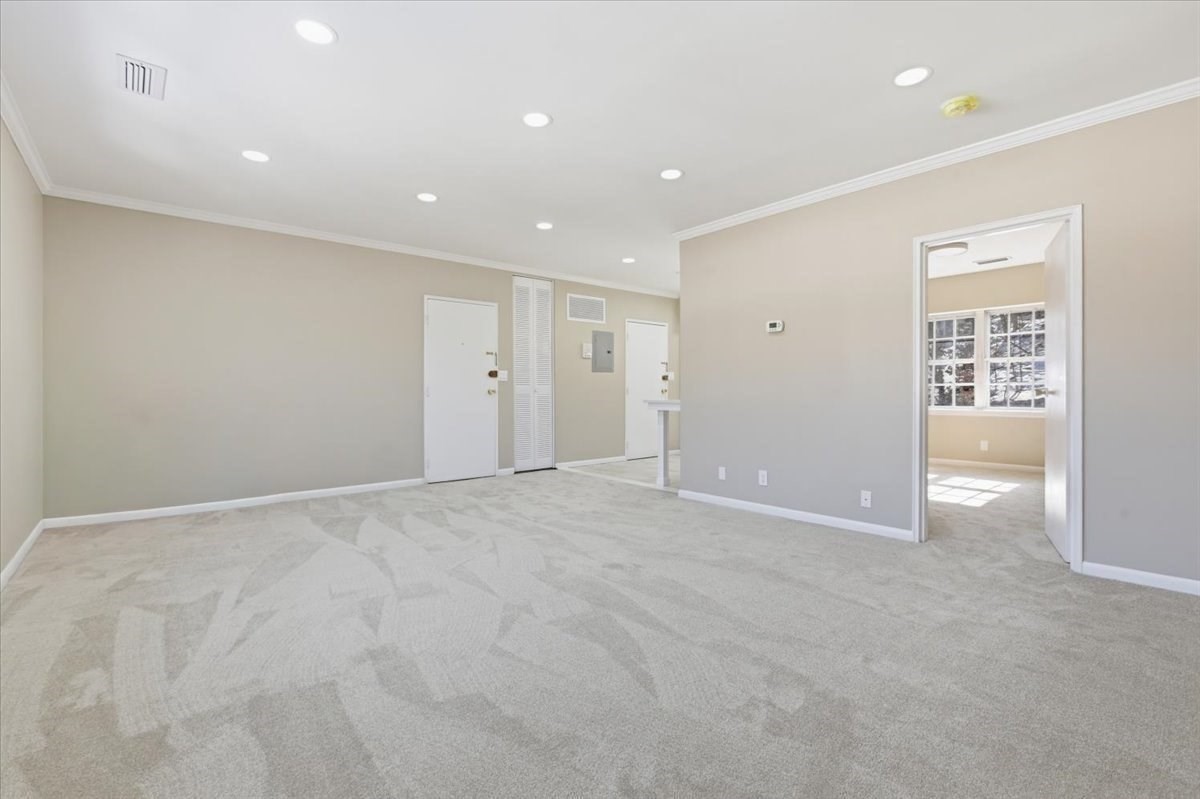116 Lake Shore Road Unit 4, Boston College, Boston, MA 02135 - Image 12