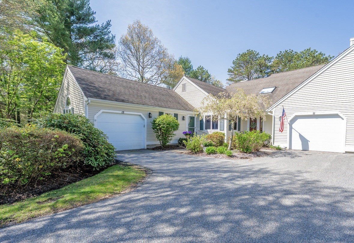 12 Kettle Ln Unit 31, Mashpee, MA 02649