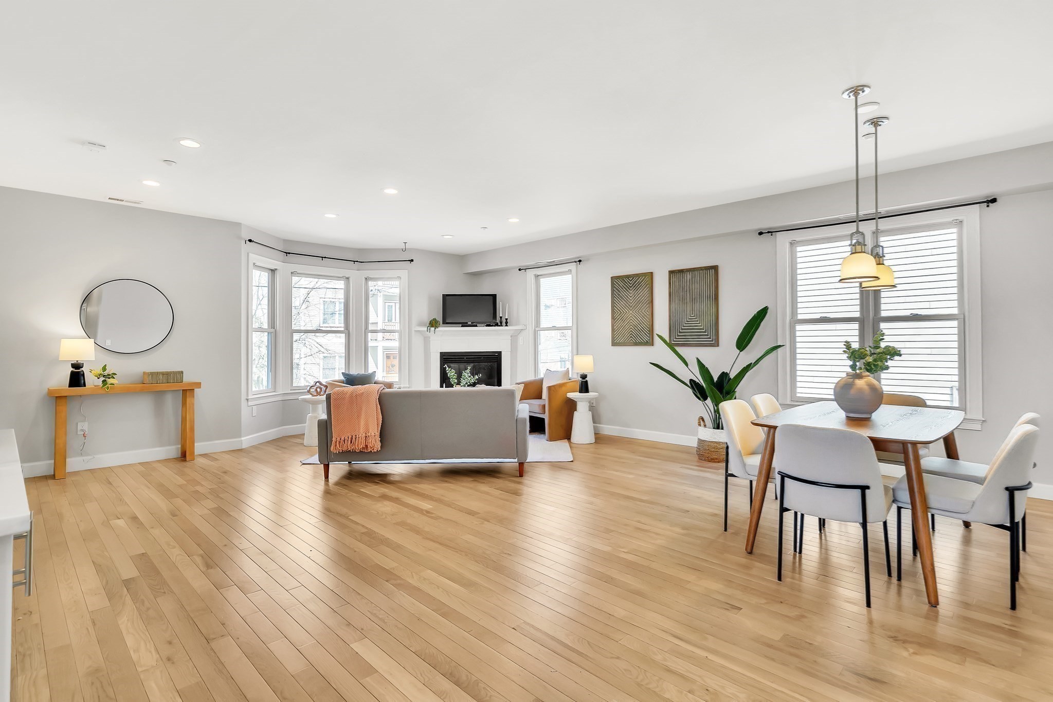 43 Lourdes Ave Unit 2, Jamaica Plain, Boston, MA 02130