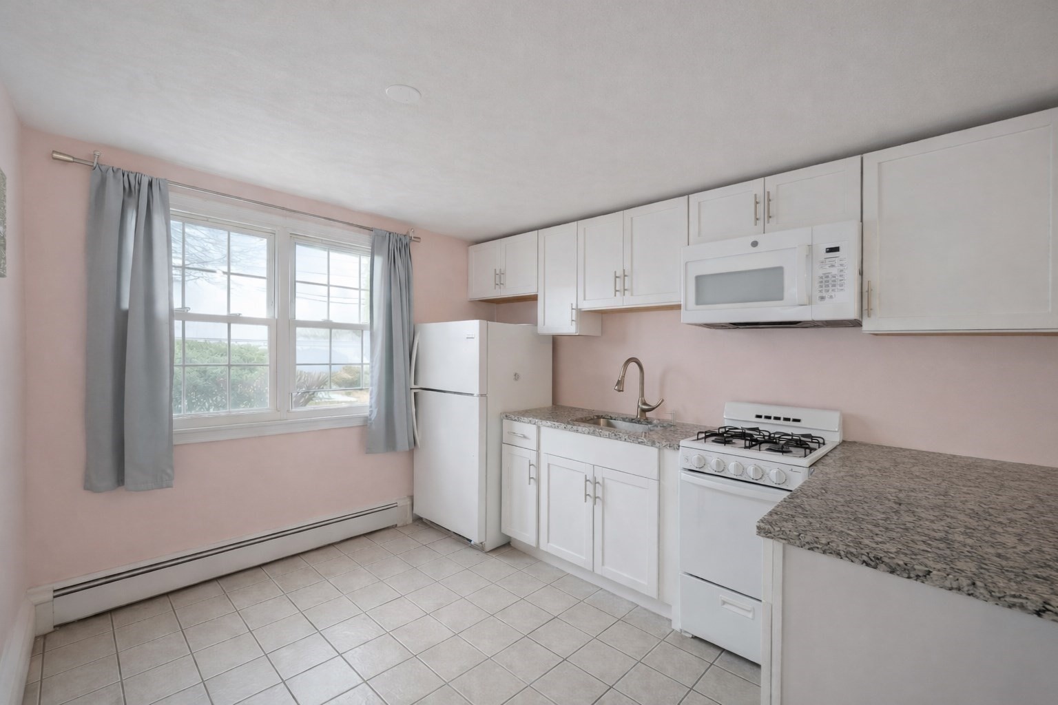 180 Tyngsboro Rd Unit 17A, Chelmsford, MA 01863