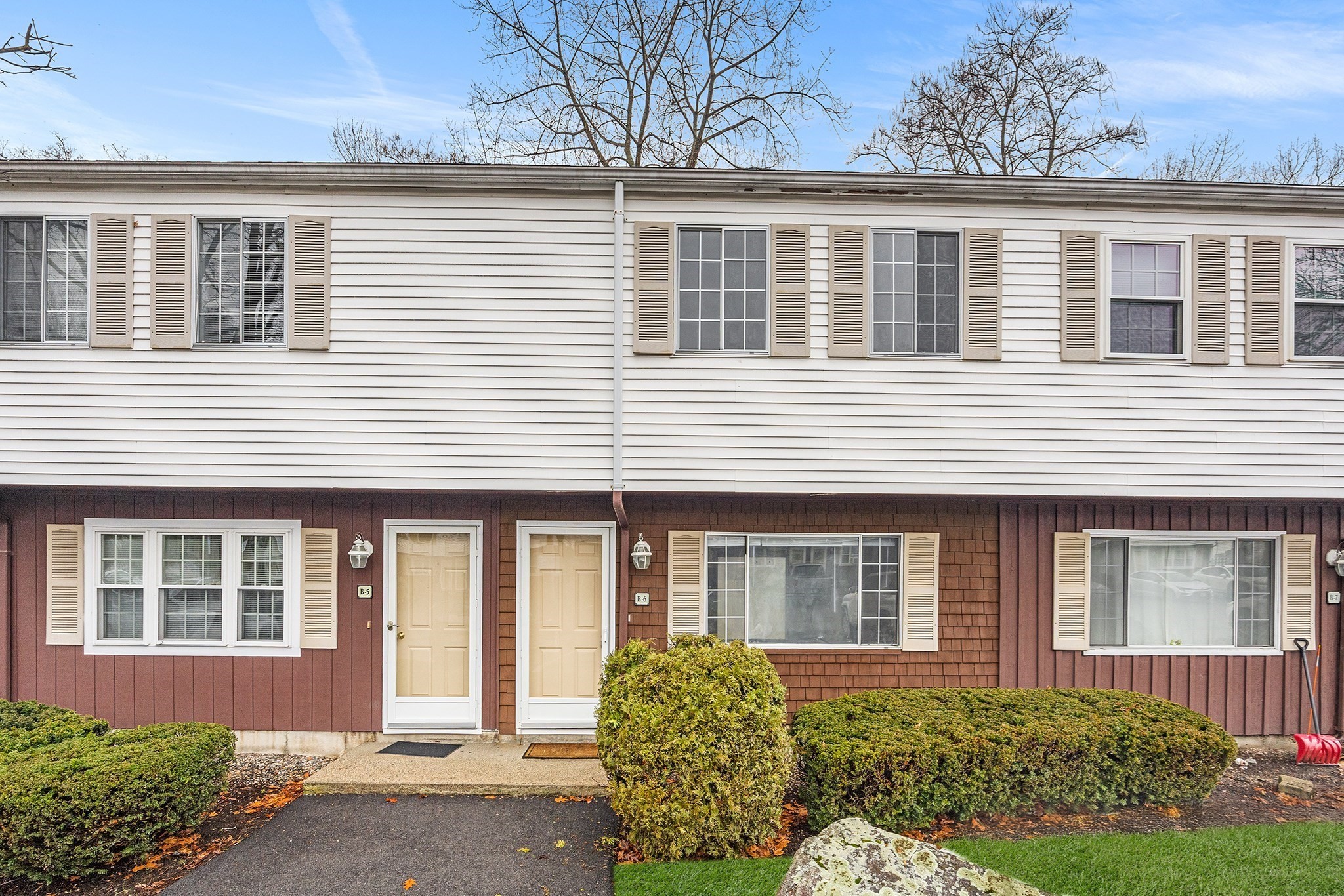 6 Al Pace Dr Unit B, North Attleboro, MA 02760