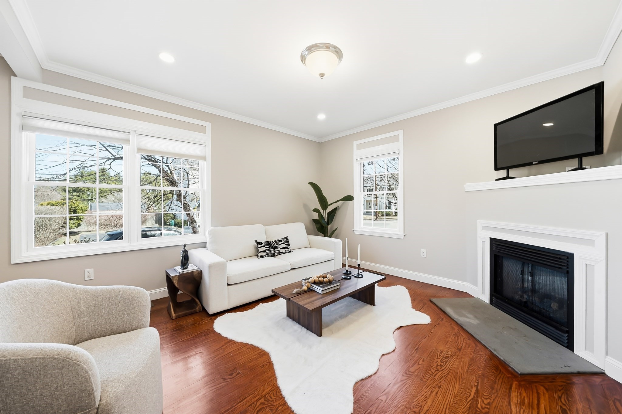 38 Pickering St Unit A, Winchester, MA 01890