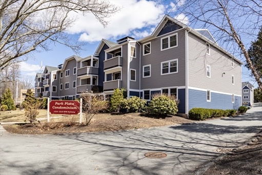 1210 VFW Parkway, Apt 11