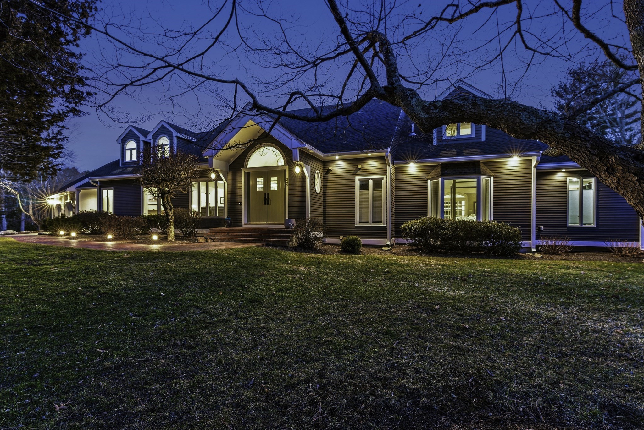 345 North St, Medfield, MA 02052