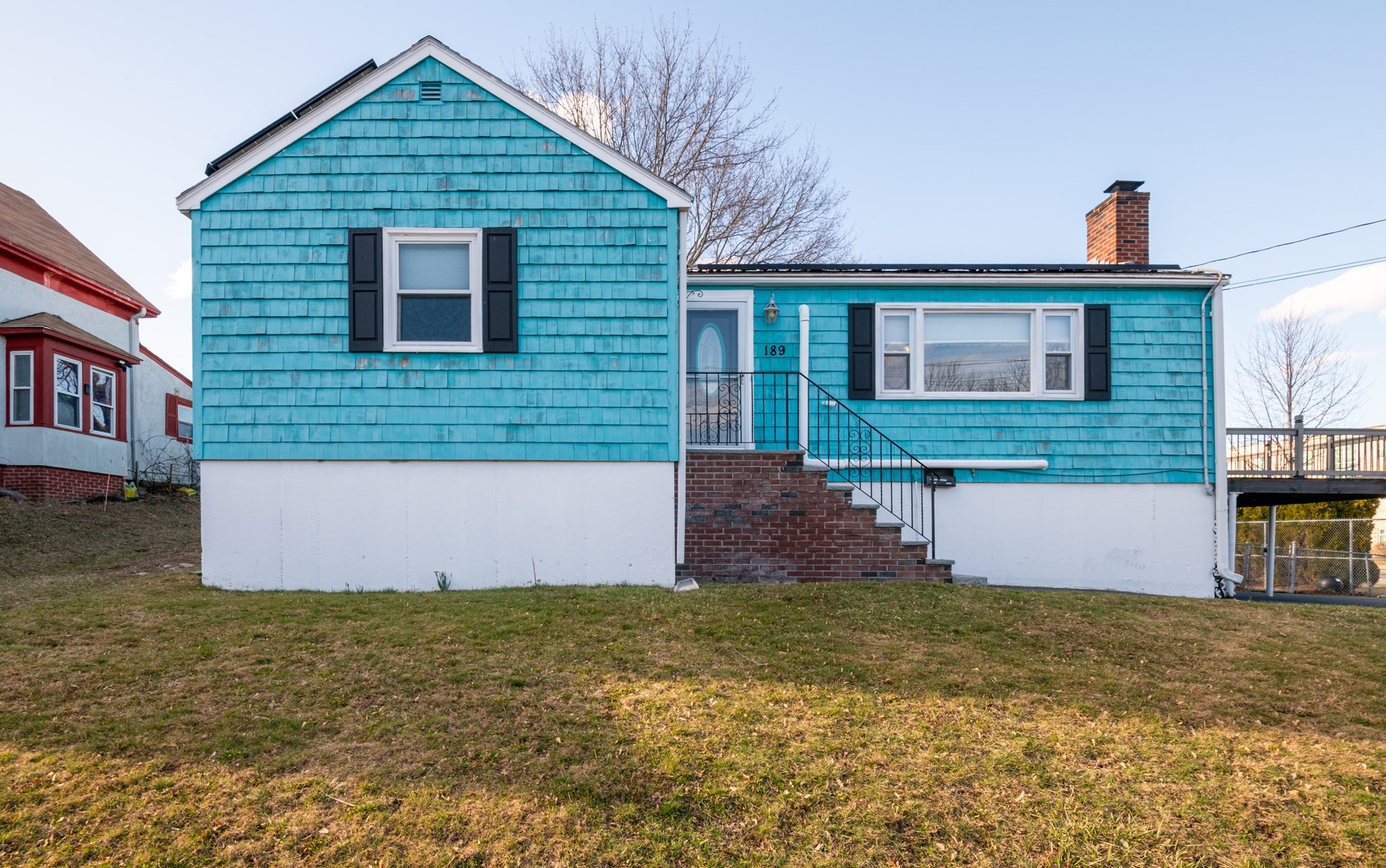 189 Holyoke St, Lynn, MA 01905