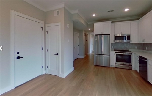 104-106 Warren St., Apt 5