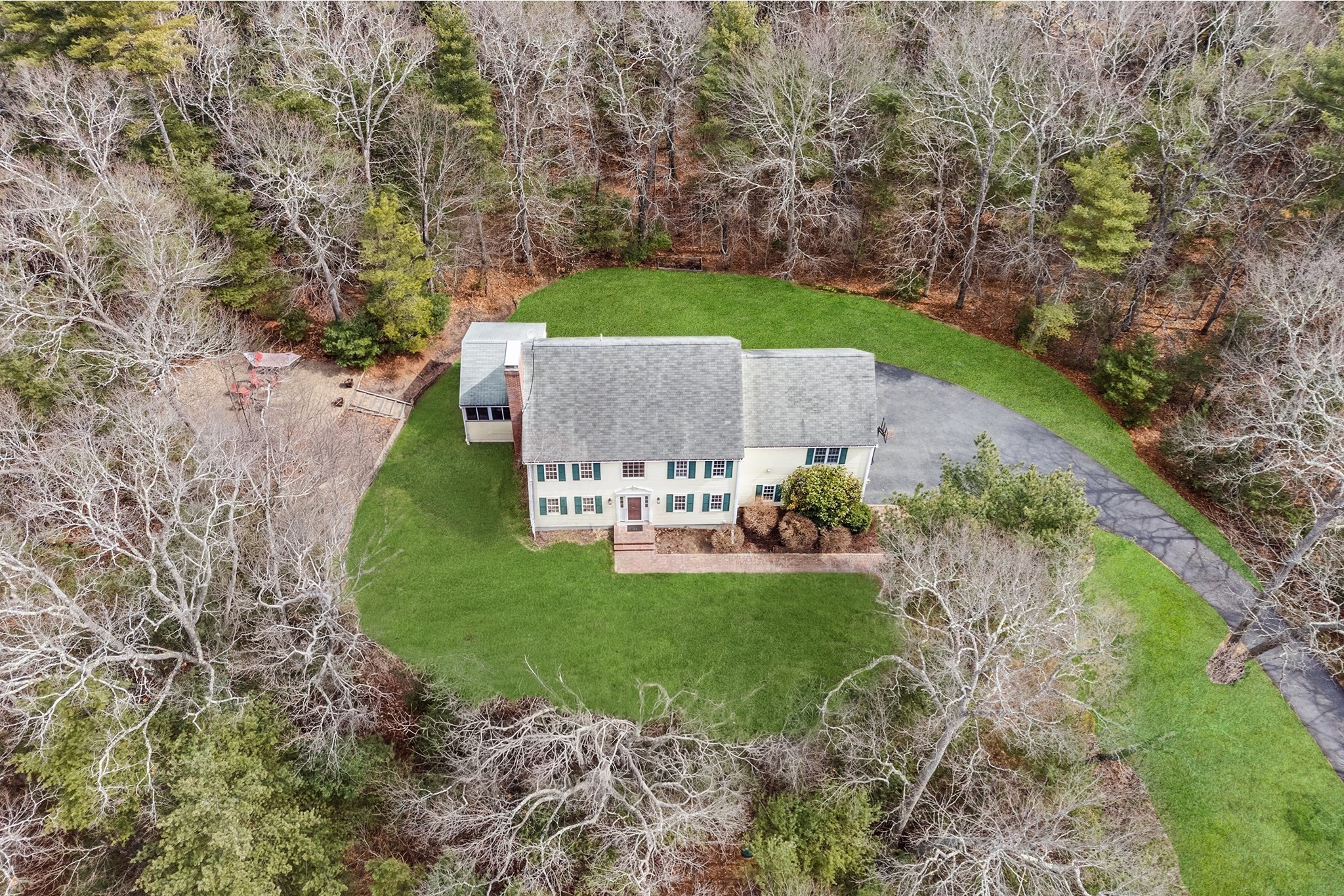 30 Millstone Ln, Middleboro, MA 02346