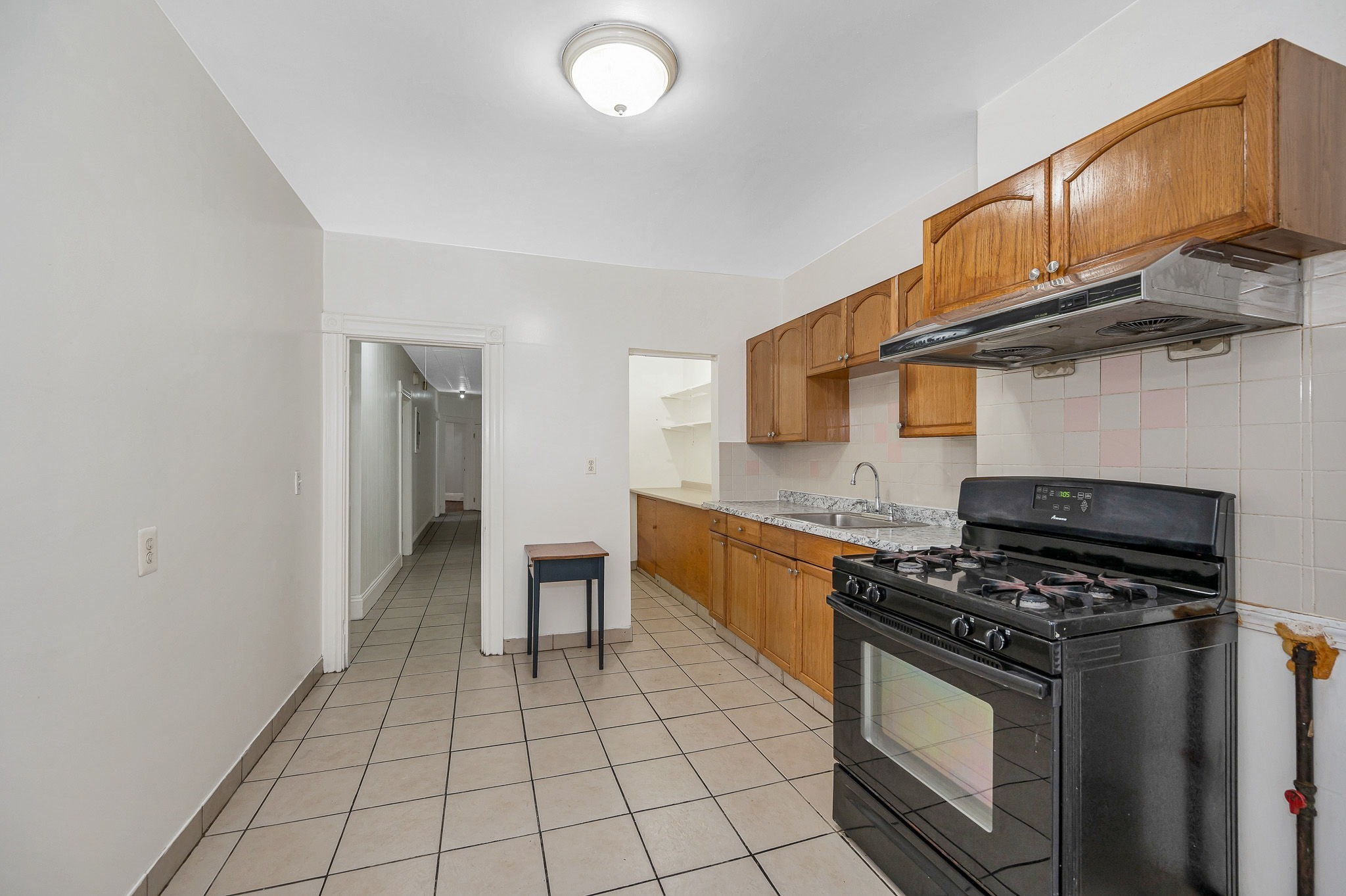 884 Huntington Ave, Mission Hill, Boston, MA 02115 - Image 2