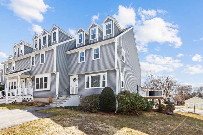 81 Merrimack Meadows Lane Unit 81, Tewksbury, MA 01876