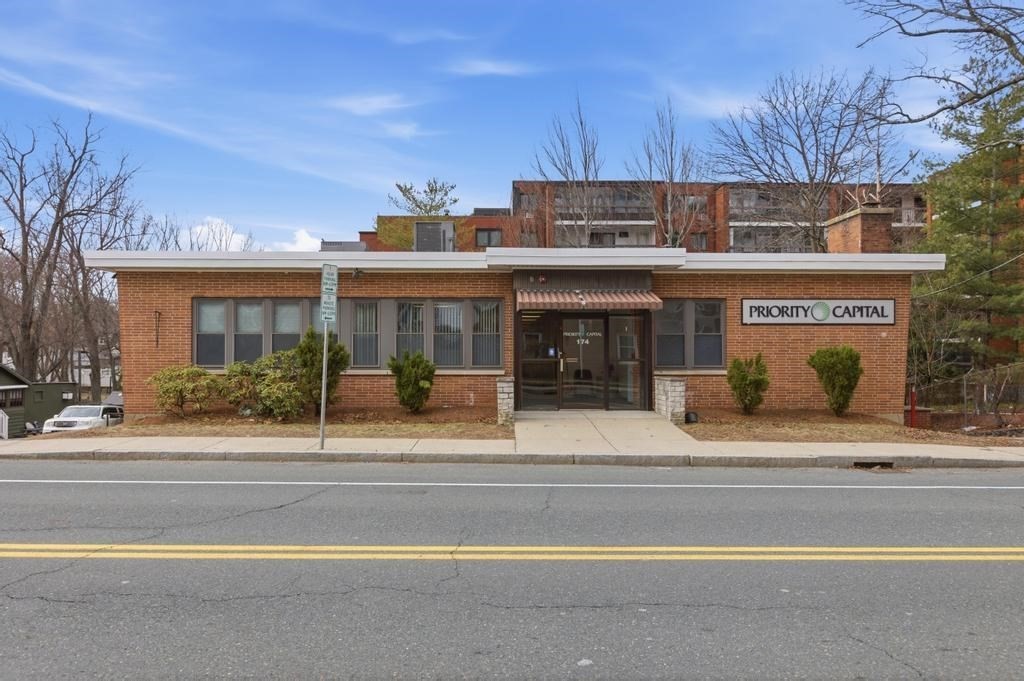 174 Green St, Melrose, MA 02176