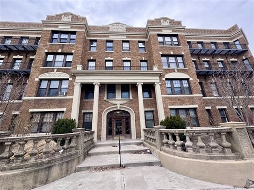 28 Sidlaw Rd, Apt 2