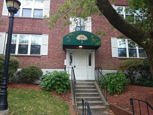 152 Newton St, Apt 4