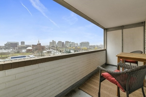 6 Whittier Pl, Apt 8P