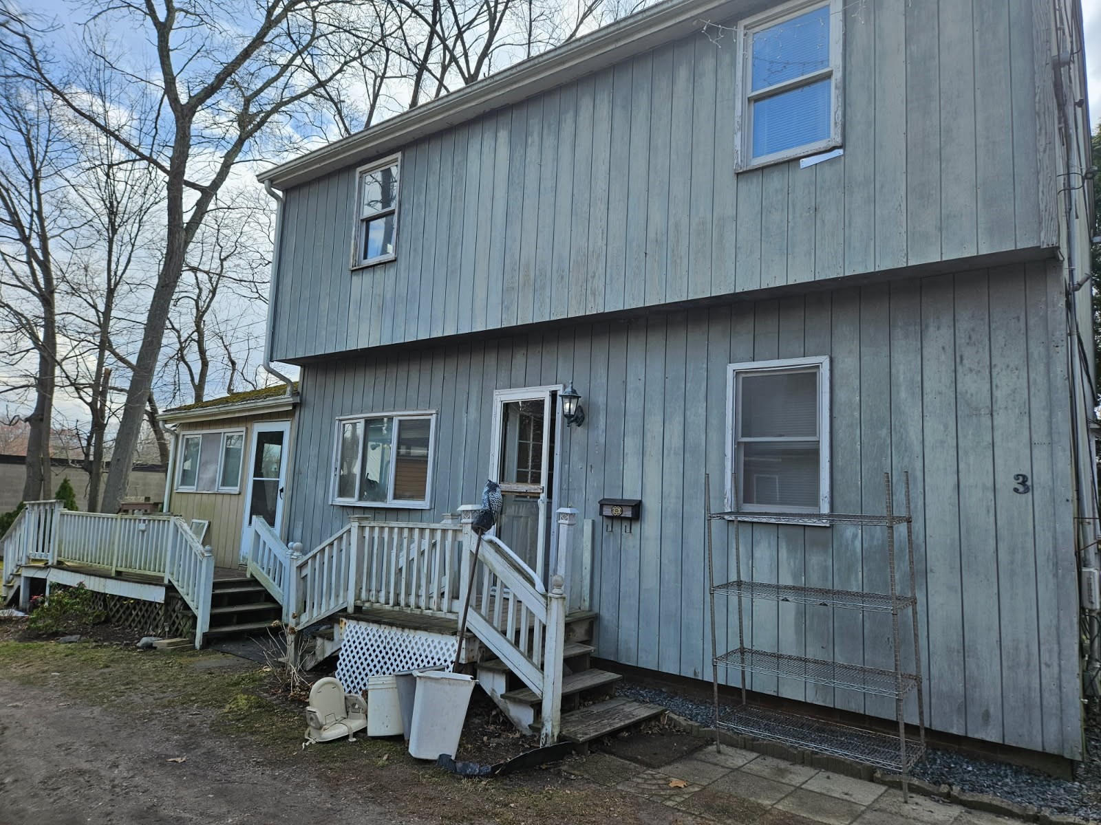 3 Buttonwood Ter, Attleboro, MA 02703