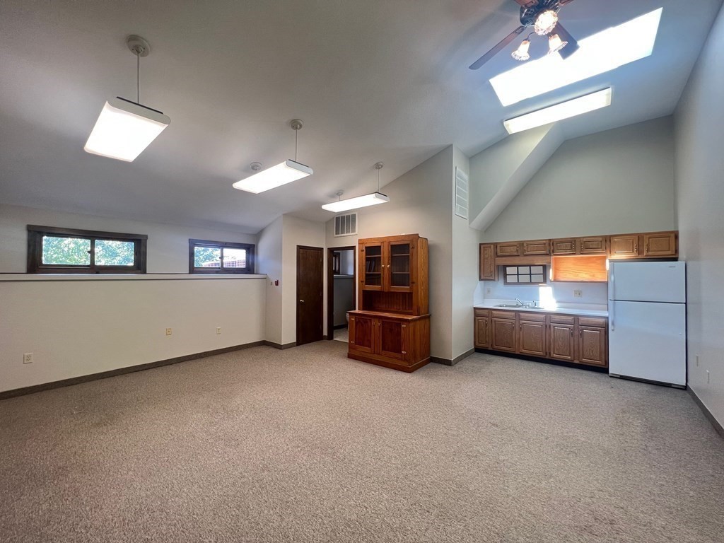 32 Elm Unit 3, Westfield, MA 01085