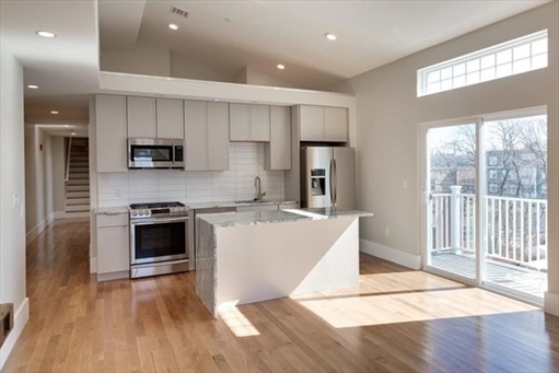 204 Spencer Ave, Apt 9