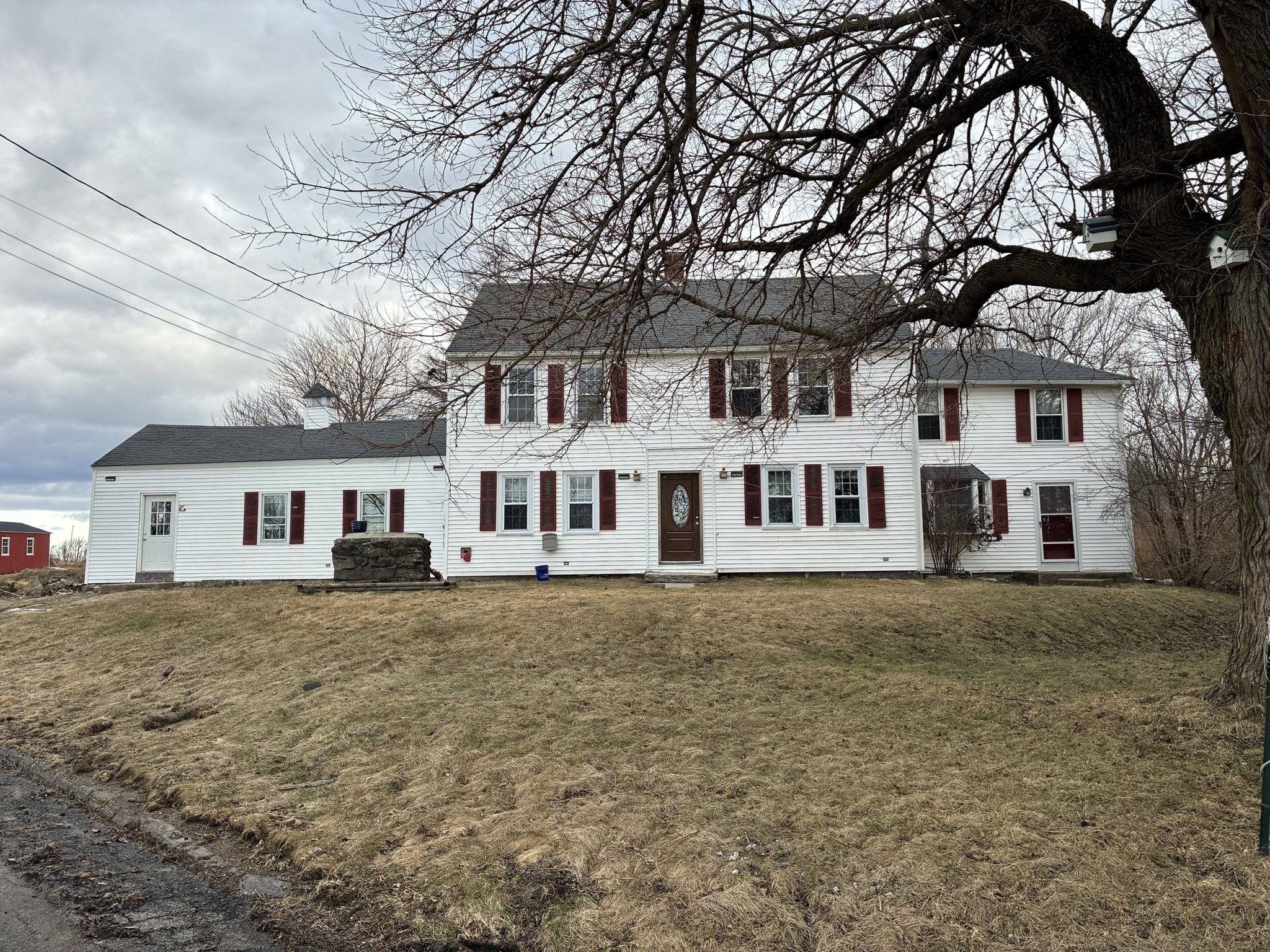 28 Curtis Hill Rd, Charlton, MA 01507