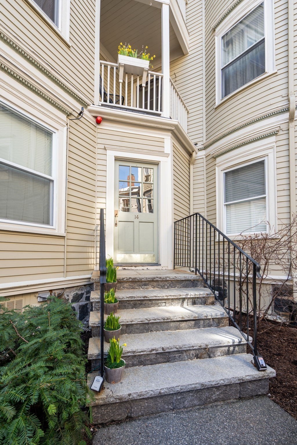 14 Linden Unit 3, Brookline, MA 02445