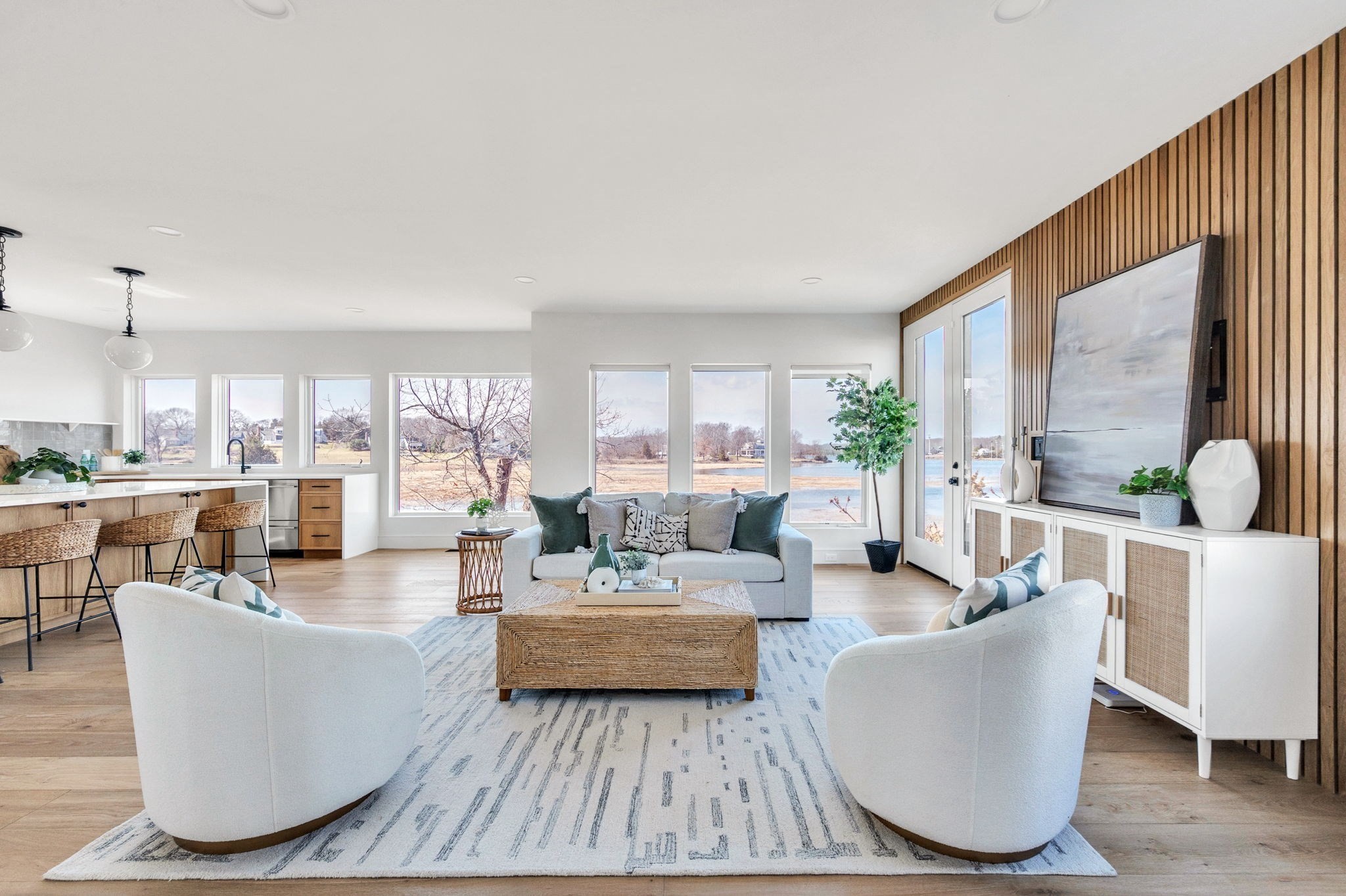 10 Chestnut Pl, Hingham, MA 02043