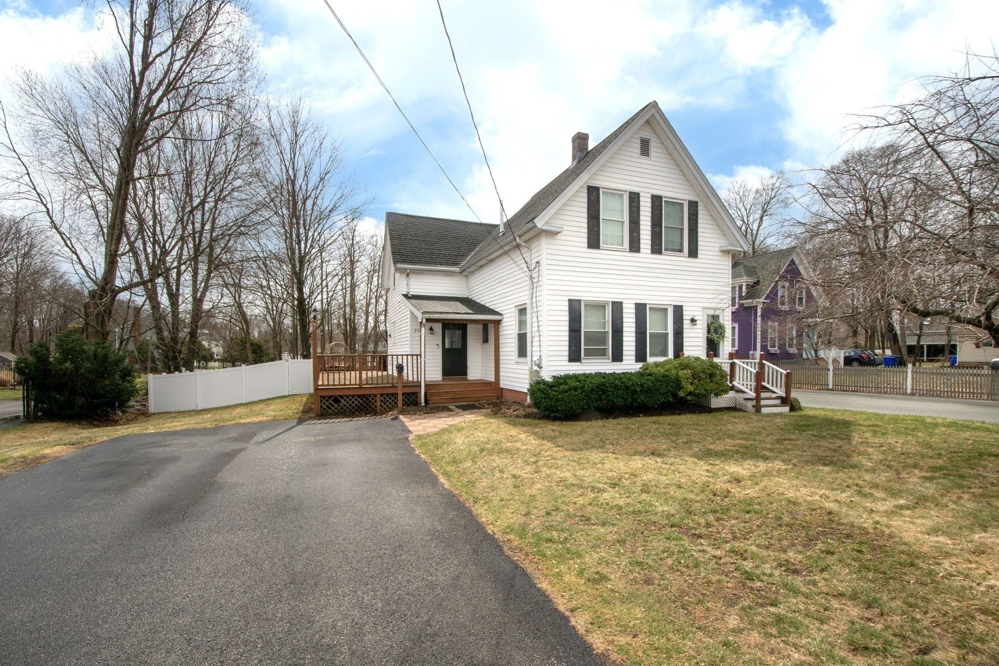 207 Vernon St, Rockland, MA 02370