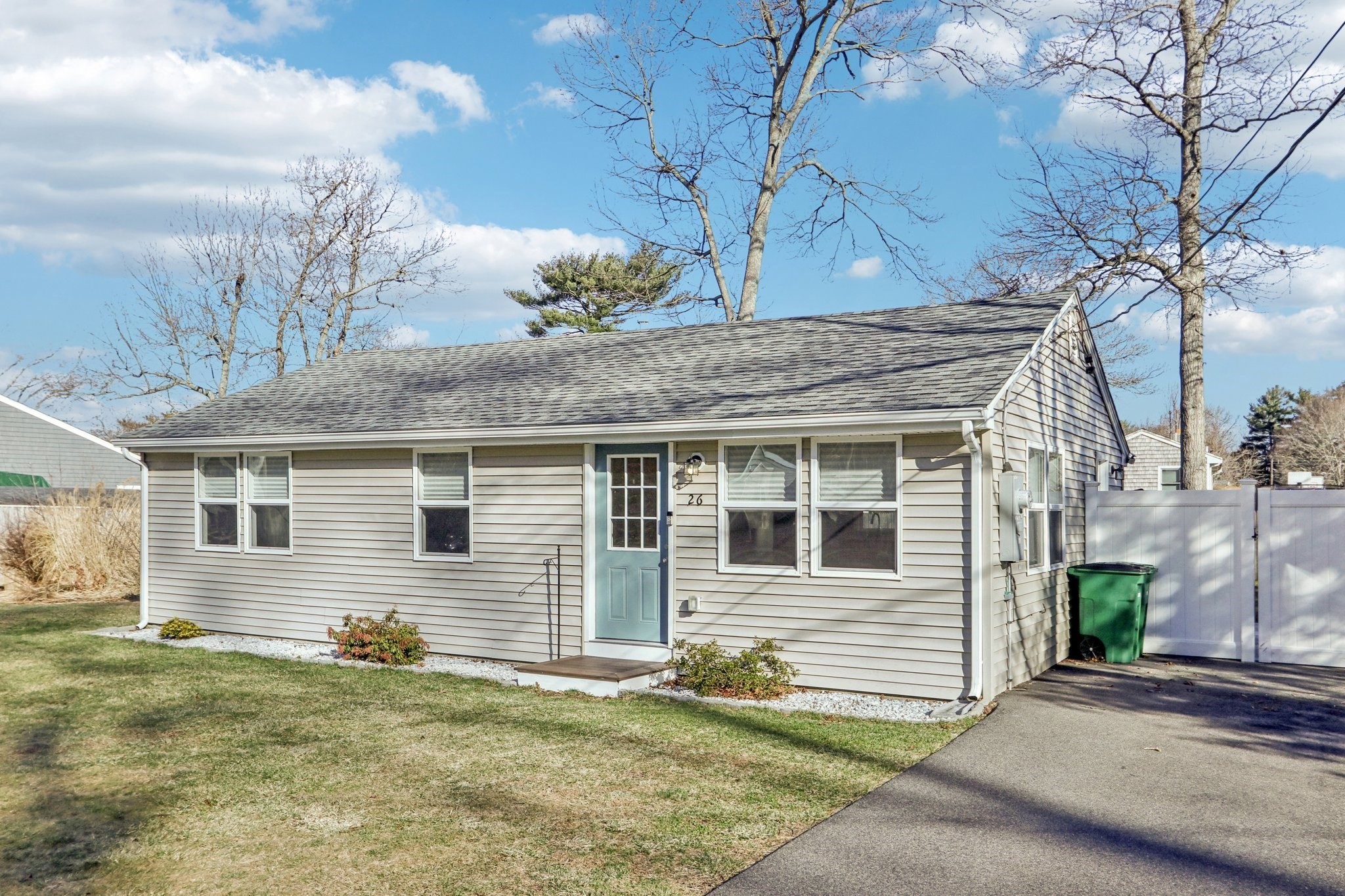 26 Blake Ave, Pembroke, MA 02359