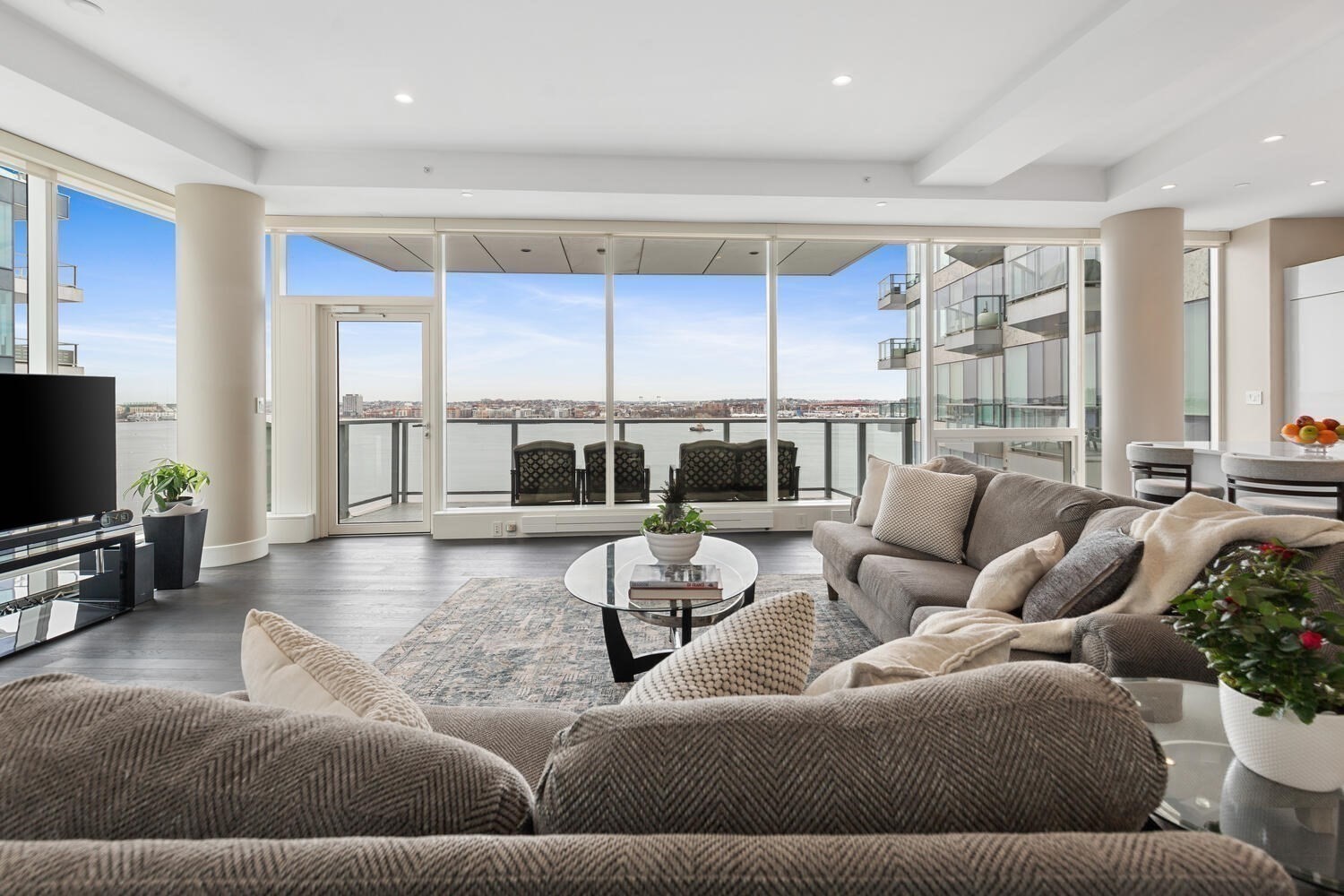 50 Liberty Dr Unit 10K, Seaport, Boston, MA 02210