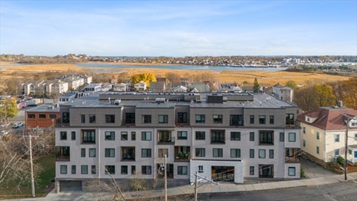 11 Walley, Apt 202