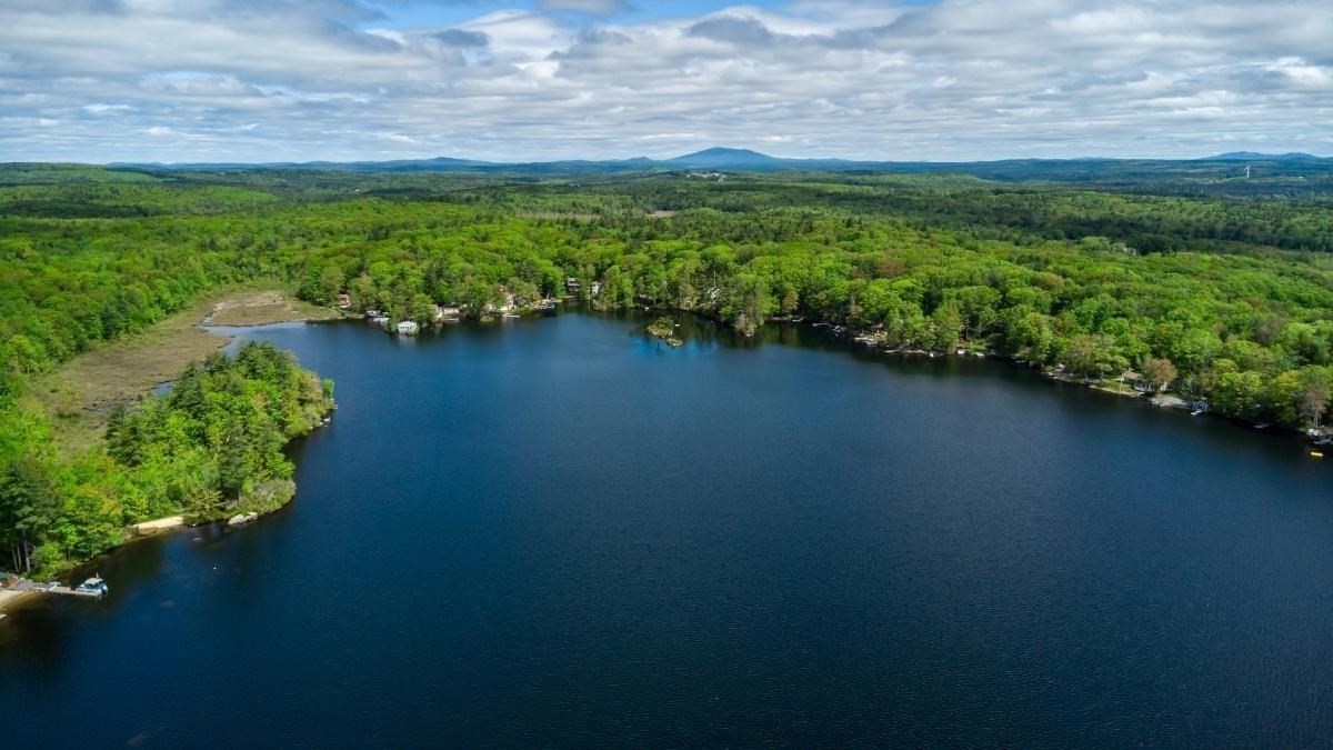 12 King Road, Phillipston, MA 01331