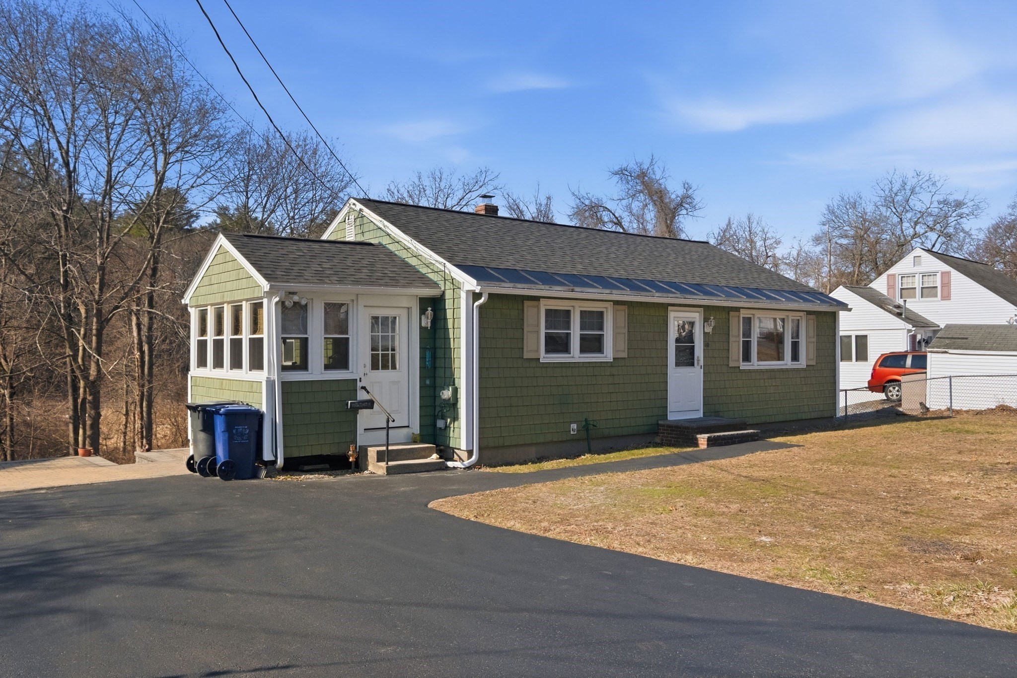 40 Charles St., Dracut, MA 01826