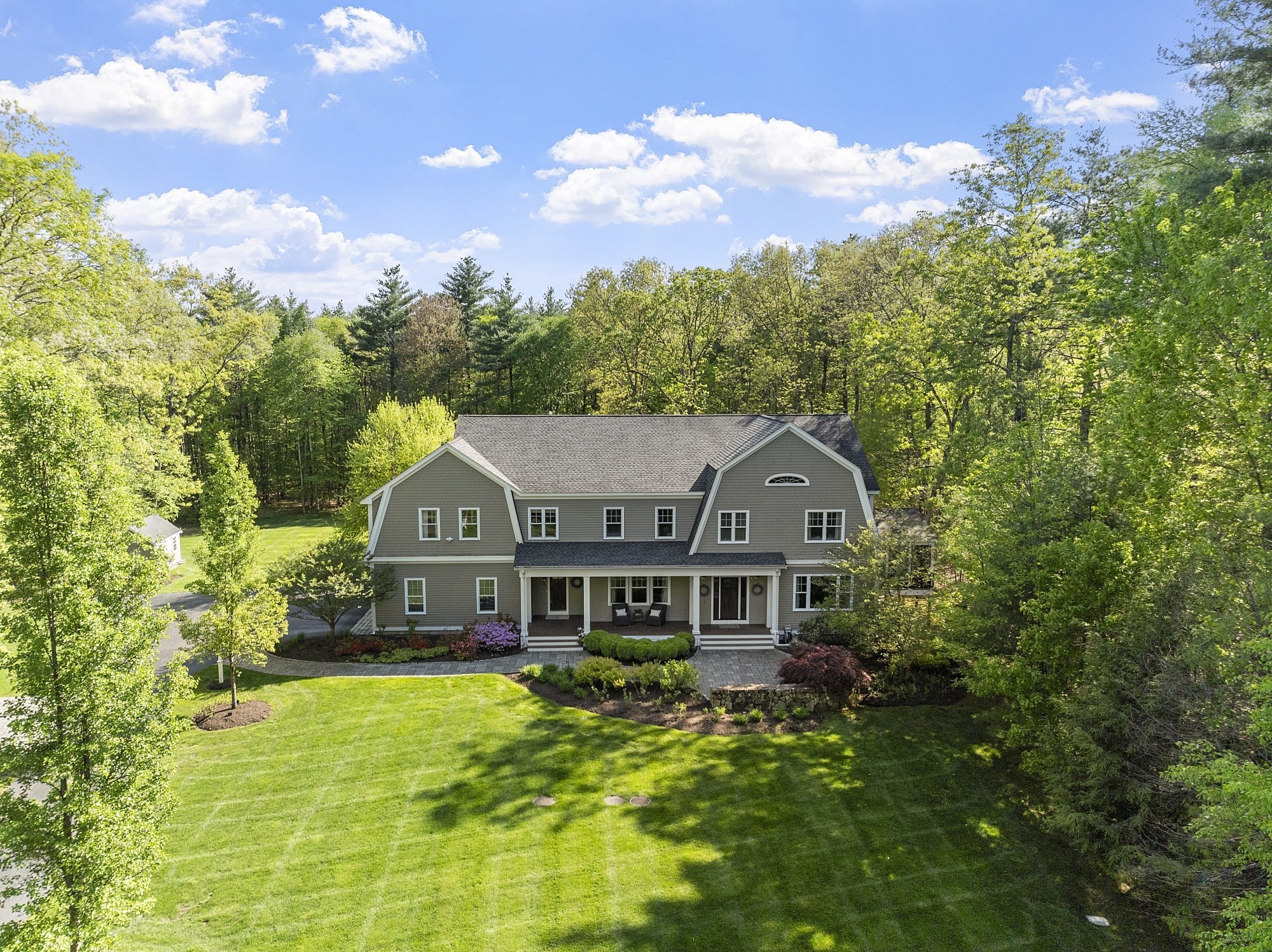 18 Woodchester Dr, Acton, MA 01720