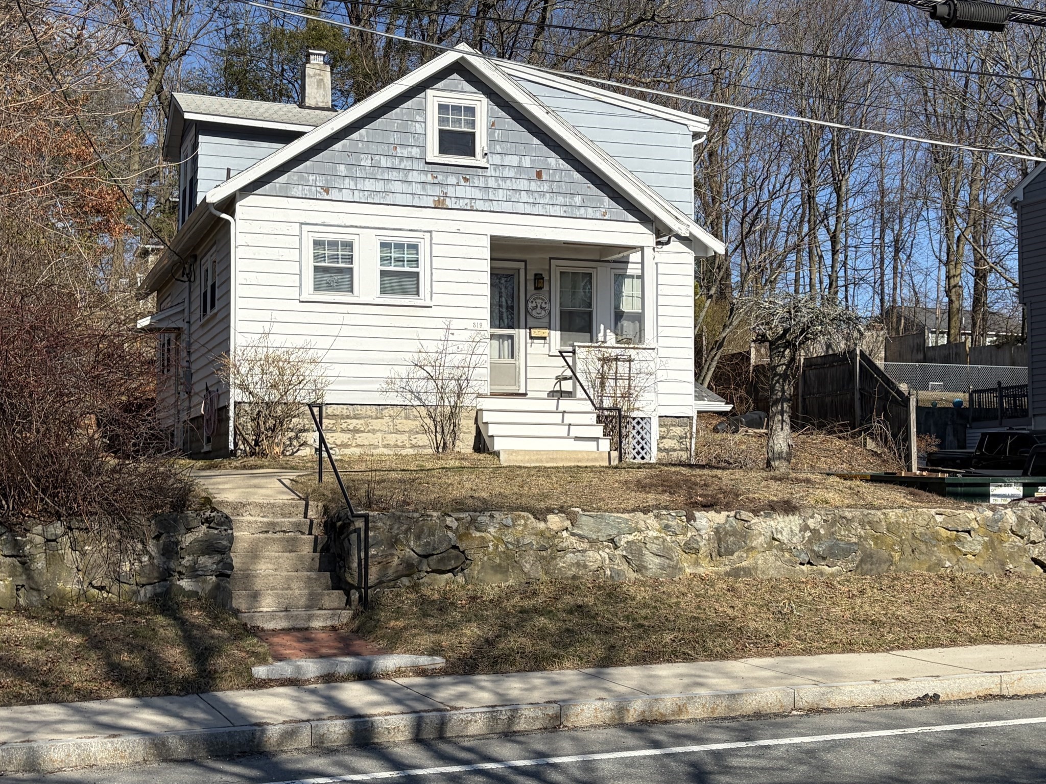 319 West, Reading, MA 01944