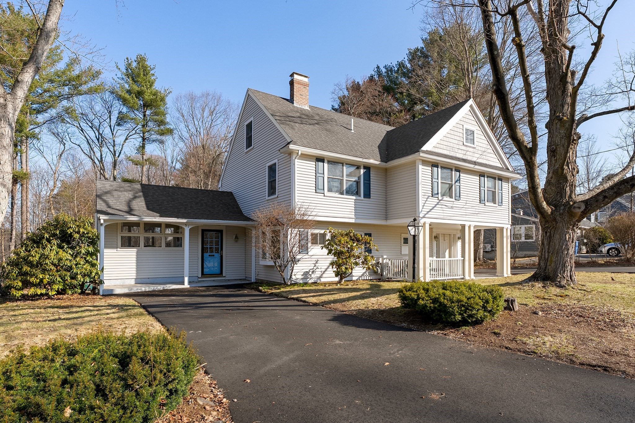 51 Winslow Rd, Reading, MA 01867