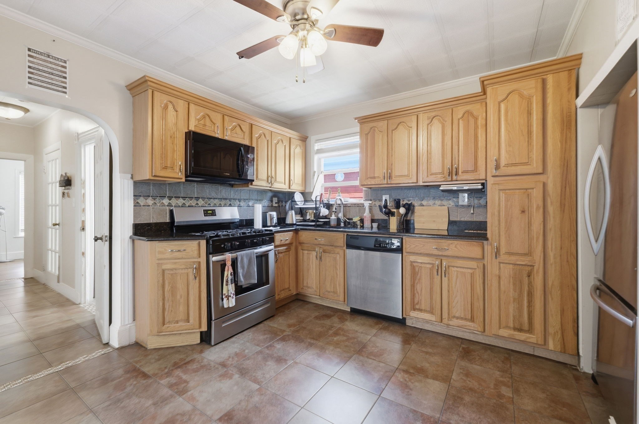 15 Waverly Ave, Everett, MA 02149 - Image 16